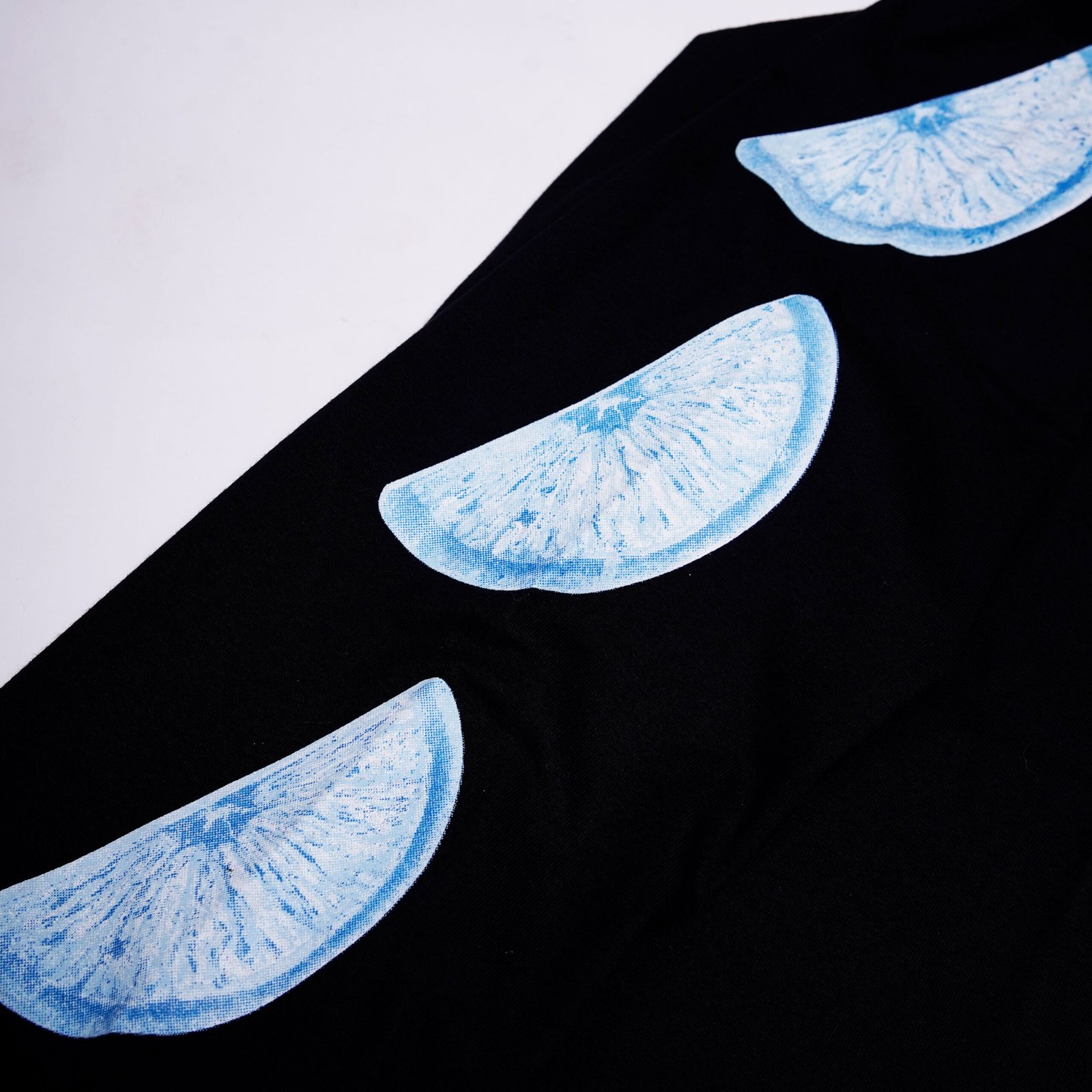 LS CITRON BLACK - Longsleeve The Don's House Kaos Lengan Panjang Unisex - Gambar 4
