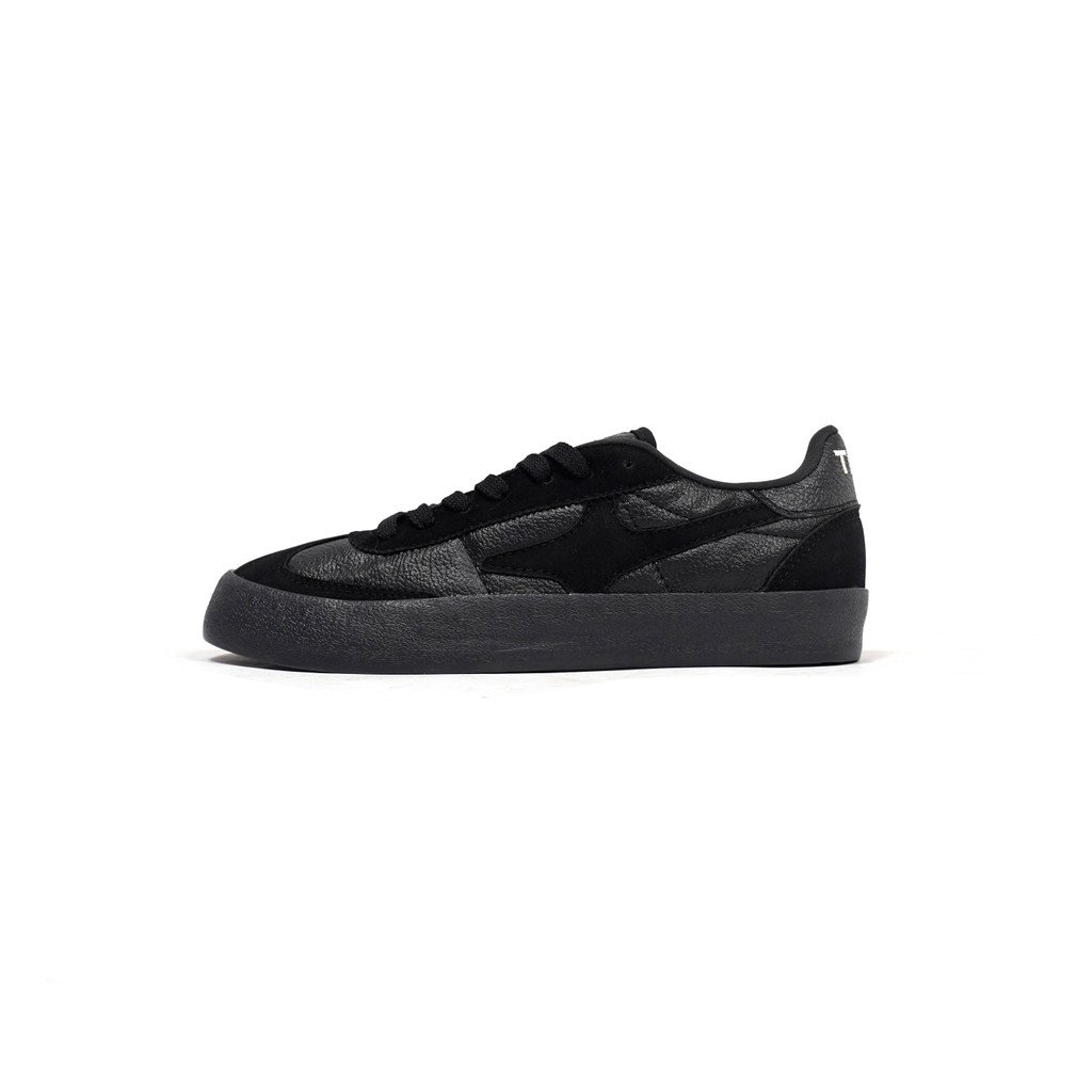 HOMELAND LOW ALL BLACK - Shoes